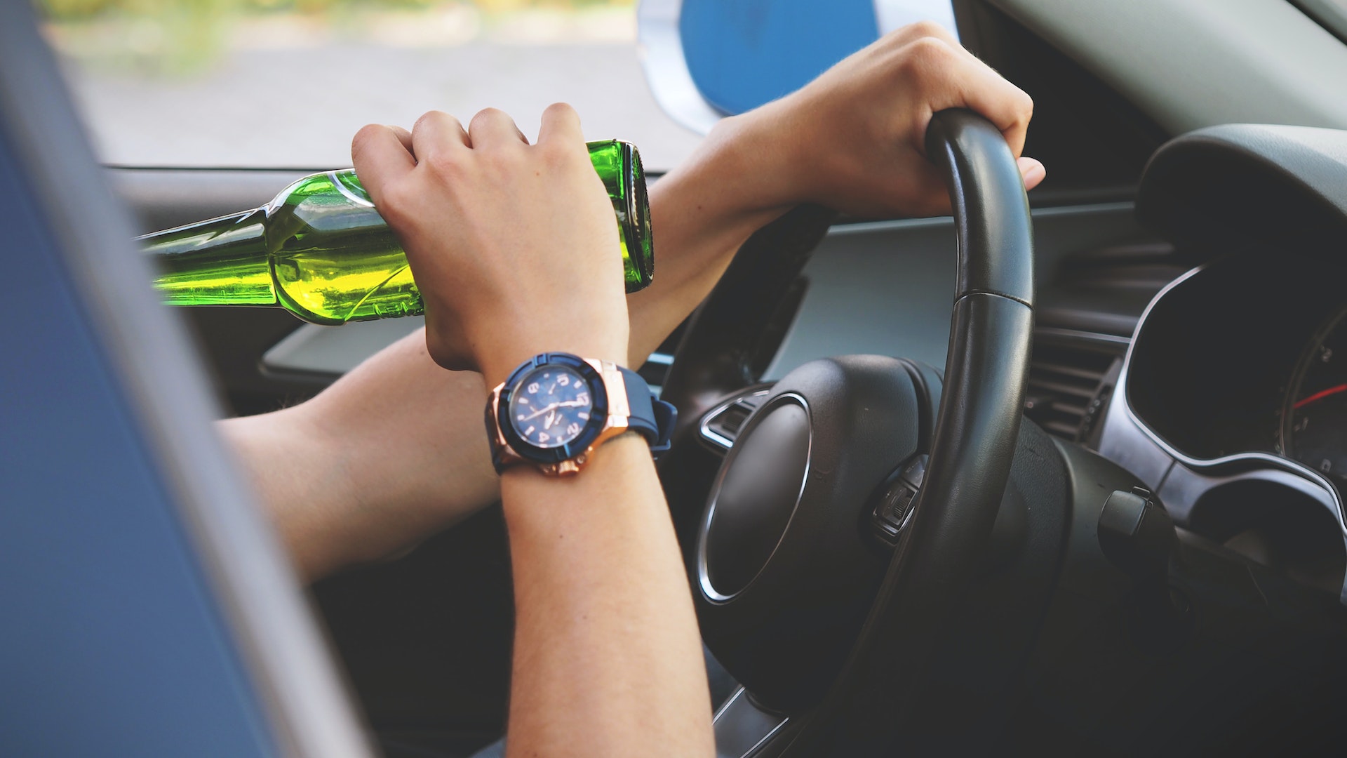 Drinking while driving - Understanding the Root Causes Behind Car Accidents - FR-44 insurance